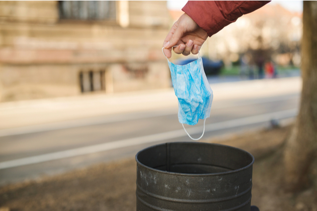 新出現(xiàn)的“日用垃圾”問題亂扔口罩,流入大海 新出現(xiàn)的“日用垃圾”問題亂扔口罩,流入大海